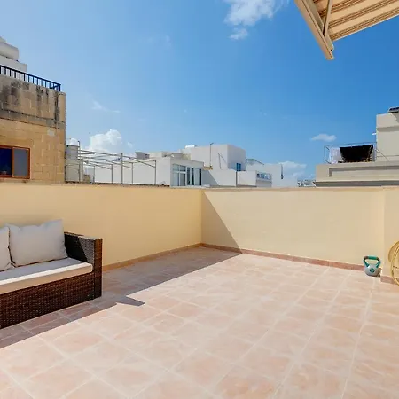 Appartement Cosy 1br Penthouse Close To The Promenade Sliema