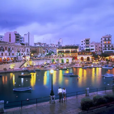 Cosy 1br Penthouse Close To The Promenade Sliema