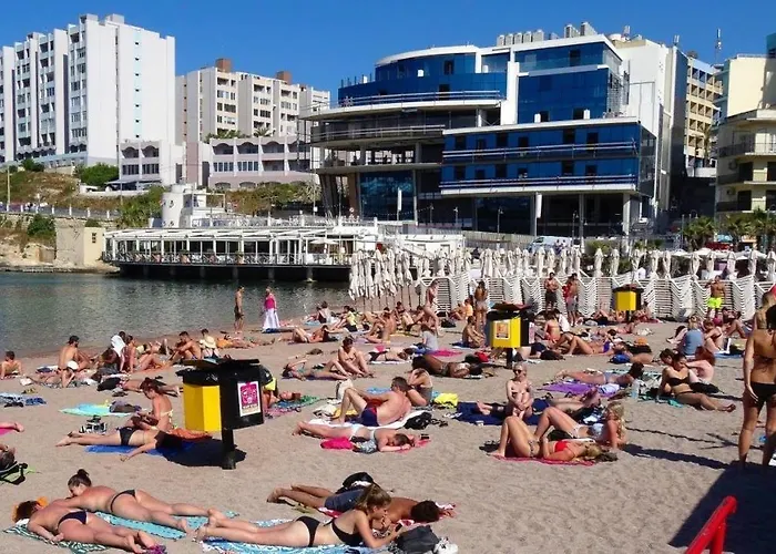 Cosy 1br Penthouse Close To The Promenade Apartamento *